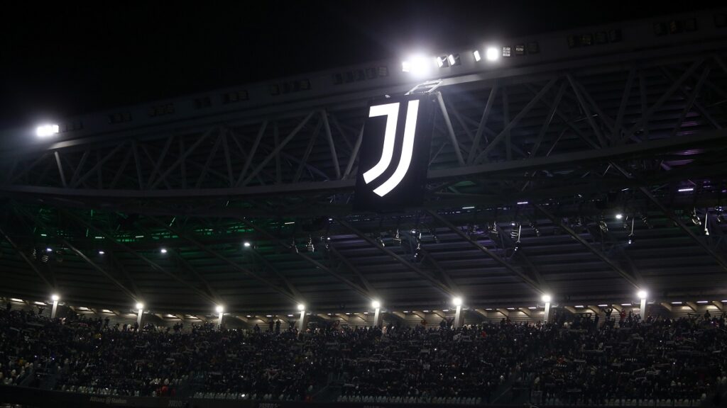 The Juventus logo on the screens of the Juventus Stadium